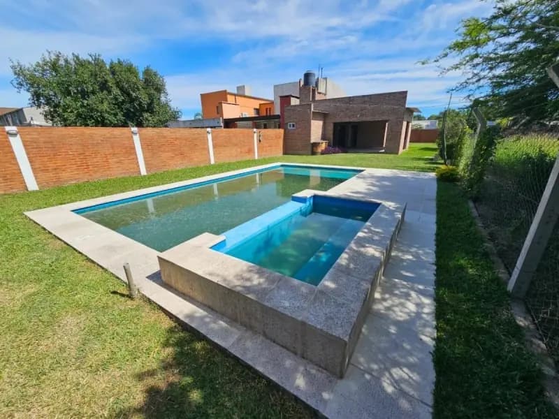 Casa en Venta en sauce viejo