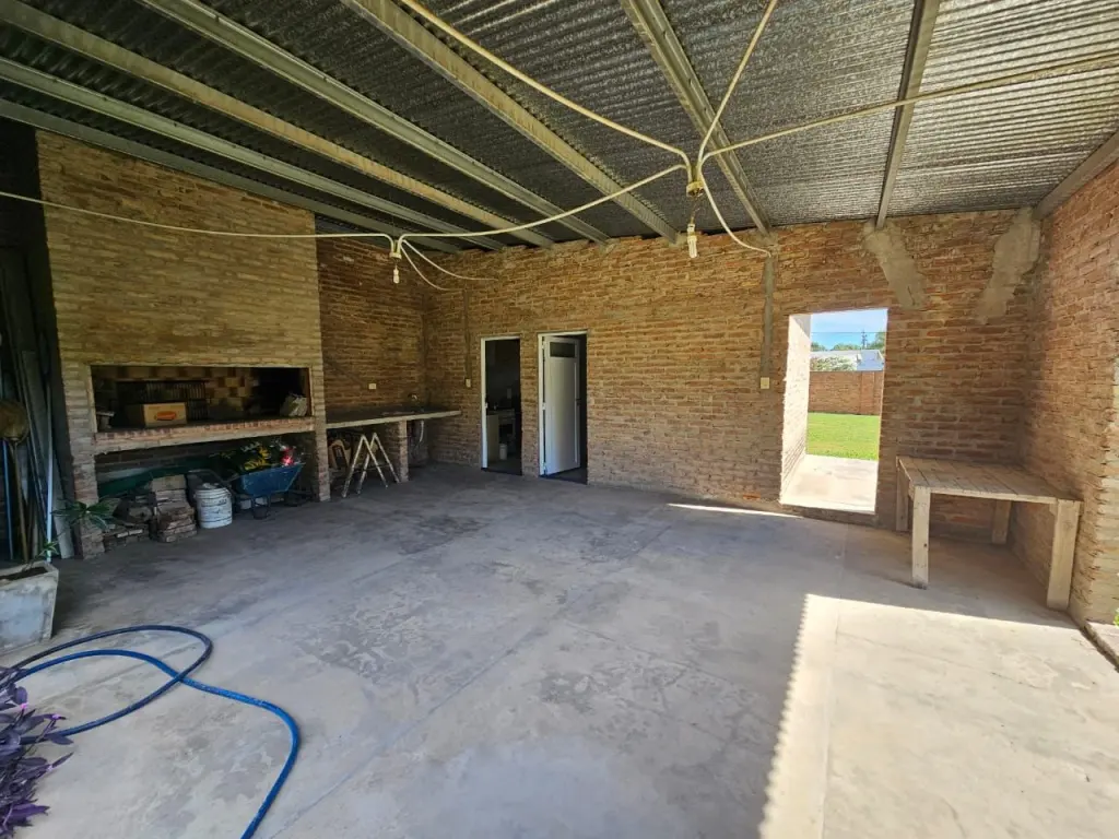 Casa en Venta en sauce viejo - foto 3